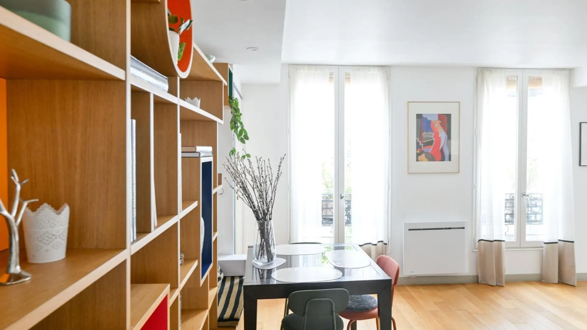 Architect-Designed Apartment In Le Marais District Paris France
