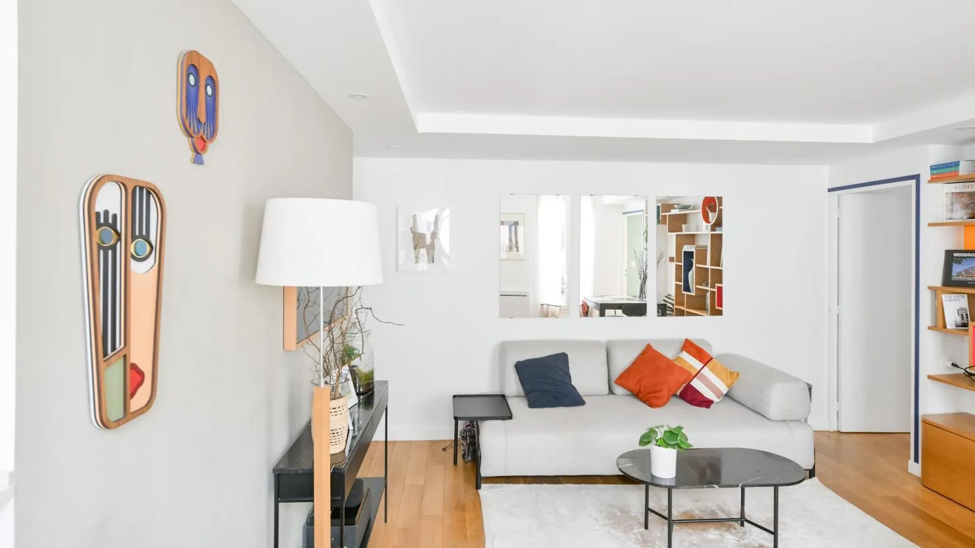 Architect-Designed Apartment In Le Marais District Paris